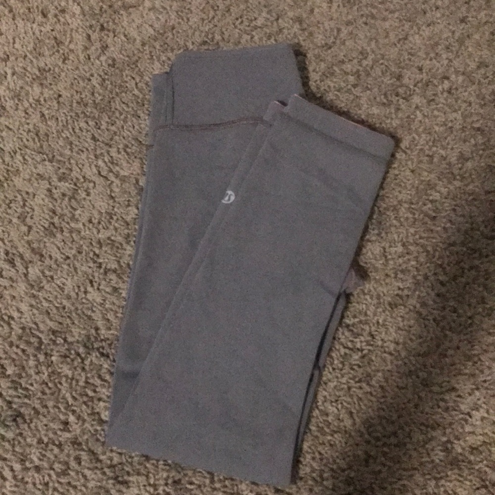 reversible cropped lulu leggings